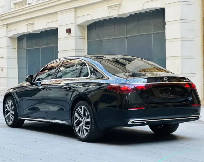 Mercedes-Benz E-Class 2024 Model Facelift E 300 L Fashion Model sedan – фото 4