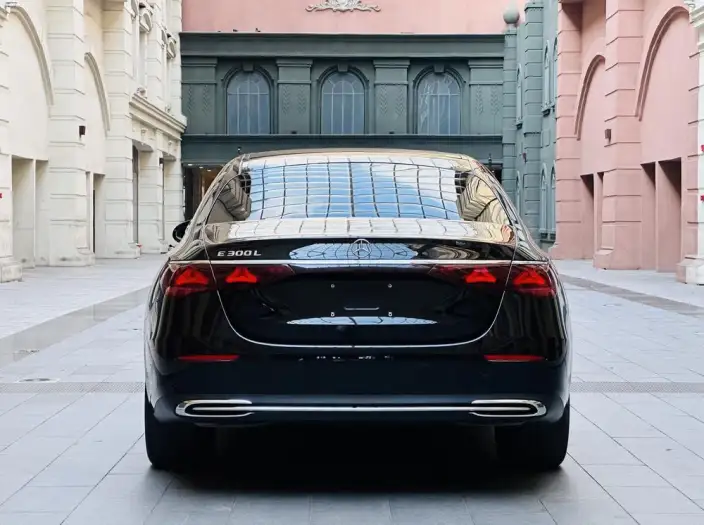 Mercedes-Benz E-Class 2024 Model Facelift E 300 L Fashion Model sedan – фото 5