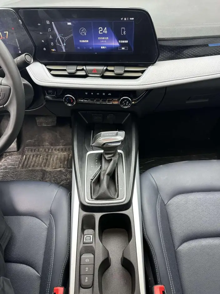 Chevrolet Corolla 2023 Model 1.5L DCT Yuexiang Edition – фото 10