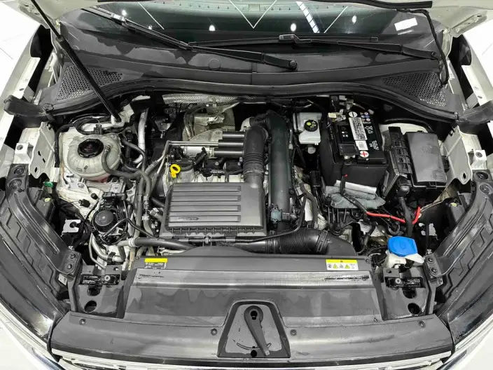 Volkswagen Tayron 2022 Model 280TSI 2WD Luxury Zhilian Edition – фото 8