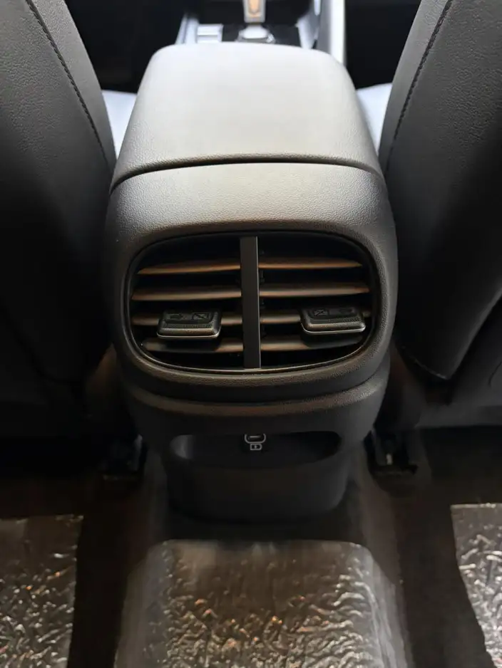 Hyundai Ioniq 2023 Model 1.5L CVT GLX Elite Edition – фото 8