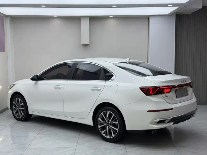 Kia K3 2021 Model Facelift 1.5L CVT Fashion Edition