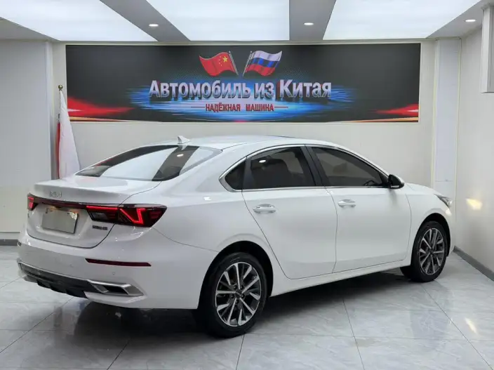 Kia K3 2021 Model Facelift 1.5L CVT Fashion Edition – фото 6