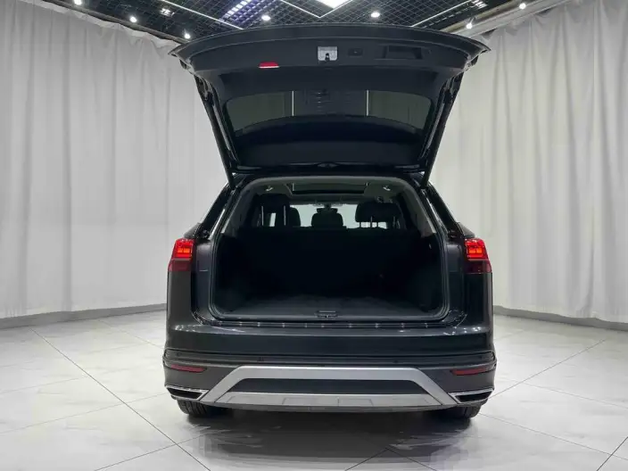 Volkswagen Tayron 2022 Model 280TSI 2WD Luxury Zhilian Edition – фото 8