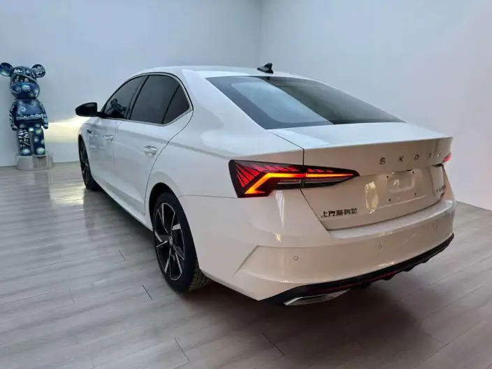 Skoda Octavia 2022 Model PRO TSI280 DSG Luxury Edition
