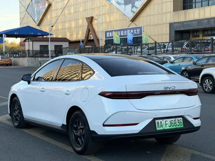 BYD Qin PLUS DM 2025 Model Smart Driving Edition DM-i 55KM Leading Model – фото 4