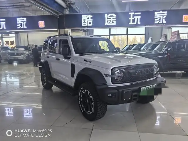 Tank 300 L Hi4-Z 2026 Model 2.0T Hi4-Z