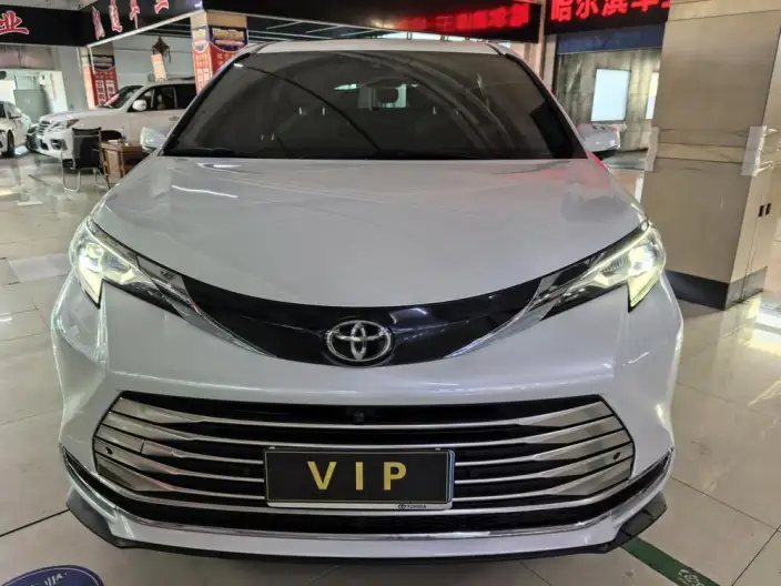 Toyota Sienna 2024 Model Hybrid 2.5L Comfort Edition – фото 2