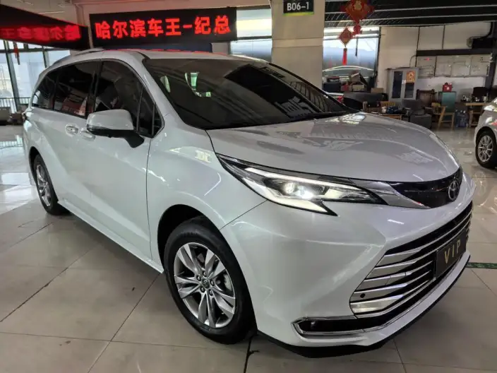 Toyota Sienna 2024 Model Hybrid 2.5L Comfort Edition – фото 3