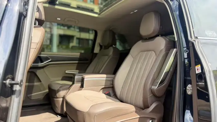 Viloran 2024 Model 380TSI Zun Drive Edition – фото 9