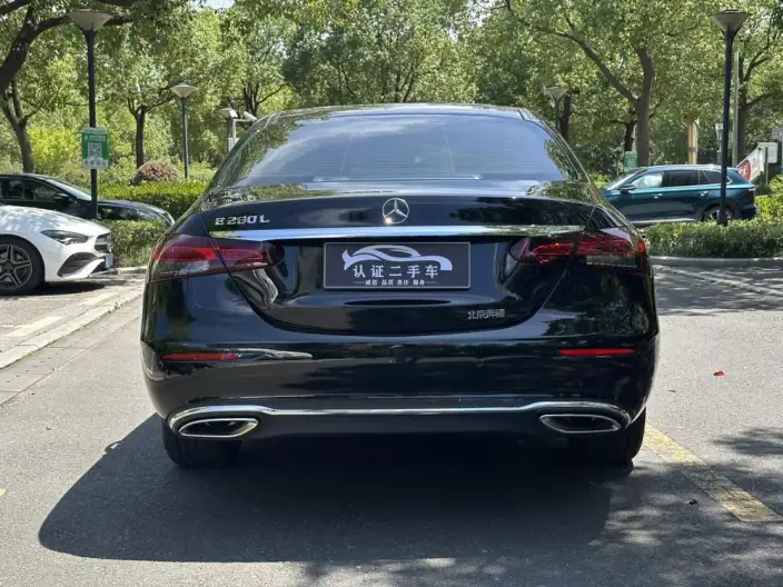Mercedes-Benz E-Class 2023 Model Facelift E 260 L sedan – фото 4