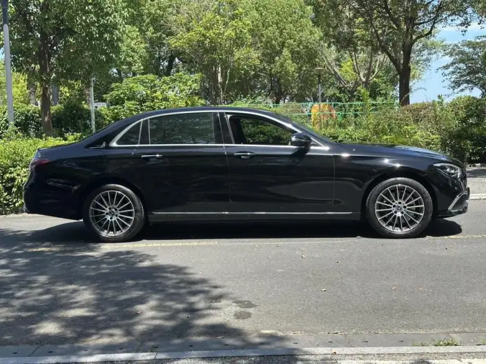 Mercedes-Benz E-Class 2023 Model Facelift E 260 L sedan – фото 6