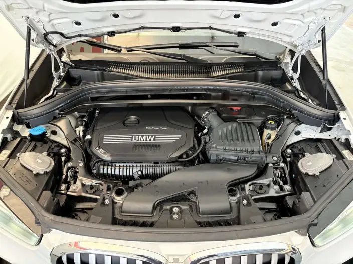BMW X1 2022 Model sDrive25Li Leading Model – фото 6