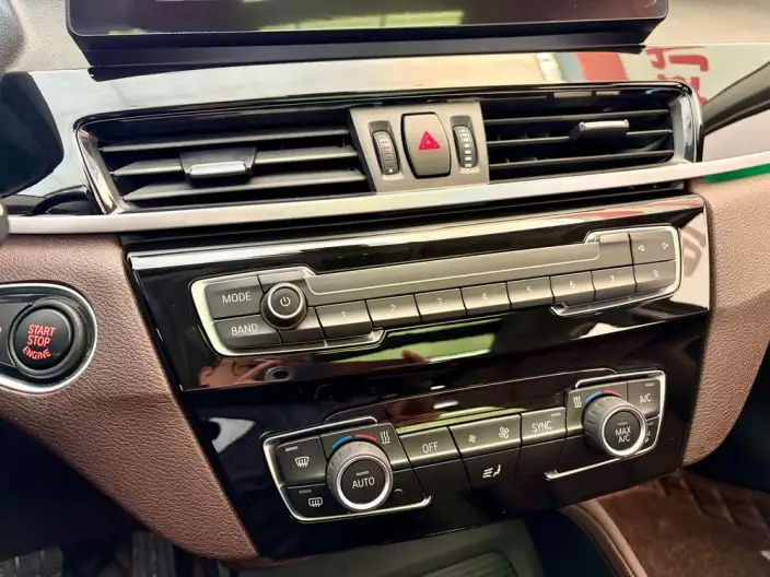 BMW X1 2022 Model sDrive25Li Leading Model – фото 7