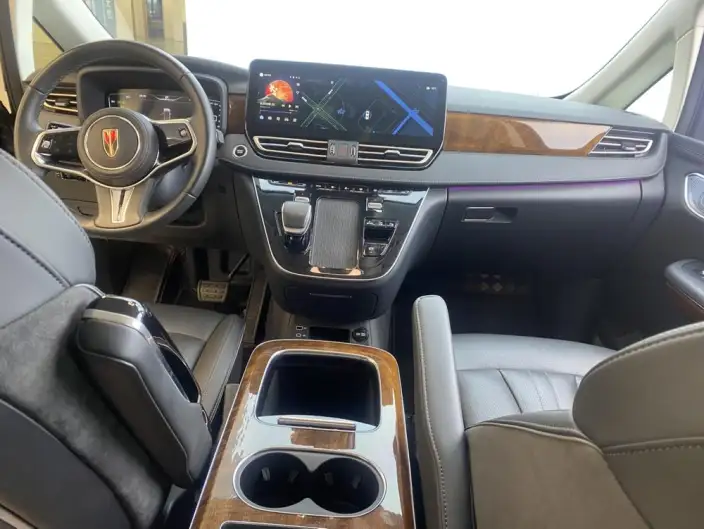 HONGQI HQ9 PHEV 2024 Model 4WD Deluxe Edition – фото 10