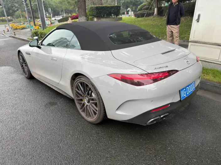 Mercedes-Benz SL-Class AMG 2024 Model AMG SL 63 4MATIC+ – фото 4