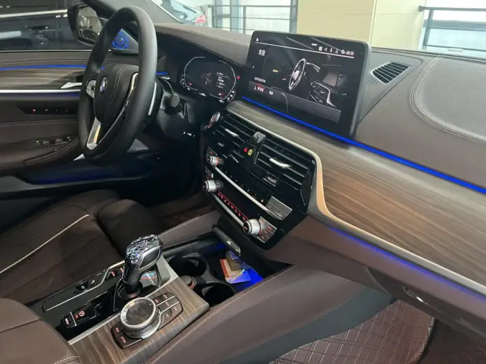 BMW 5 Series 2022 Model Facelift 530Li Exclusive Model Luxury Set – фото 10