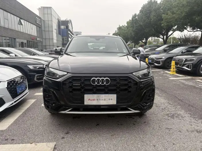 Audi Q5L 2025 Model 40TFSI Luxury Dynamic Model – фото 2