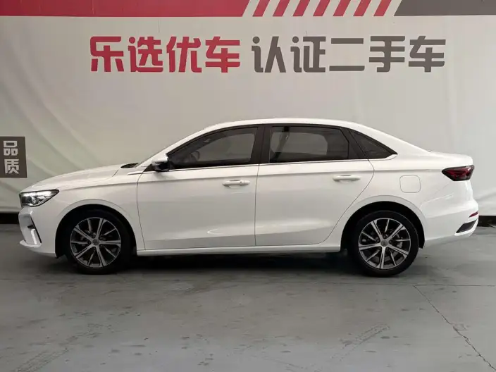 Geely Emgrand 2022 Model No. 4 Gen 1.5L CVT Luxury Model – фото 3