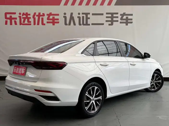 Geely Emgrand 2022 Model No. 4 Gen 1.5L CVT Luxury Model – фото 5