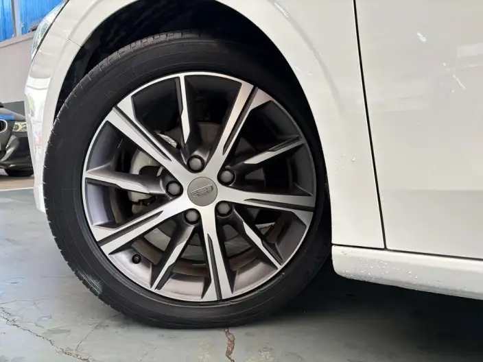 Geely Emgrand 2022 Model No. 4 Gen 1.5L CVT Luxury Model – фото 8