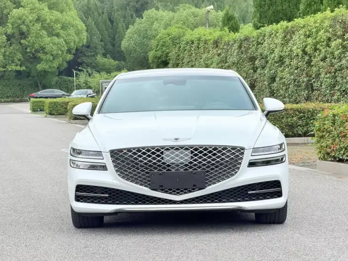 Genesis G80 2023 Model 2.5T 2WD Deluxe Edition – фото 2