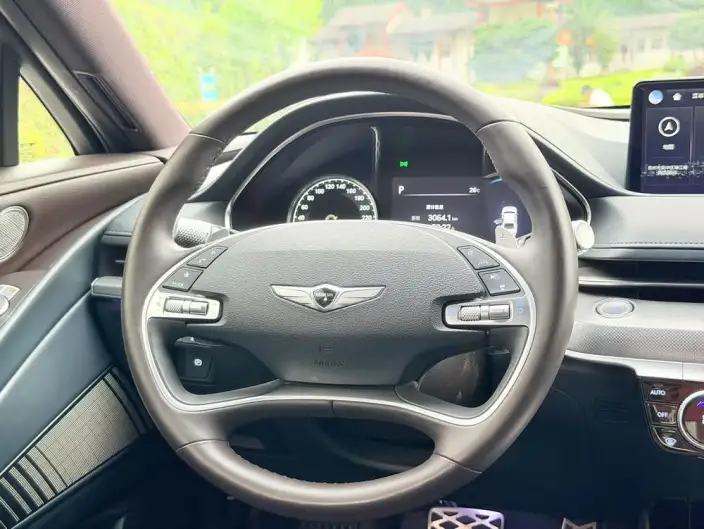 Genesis G80 2023 Model 2.5T 2WD Deluxe Edition – фото 10