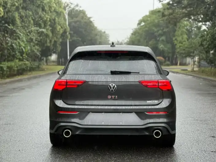 Volkswagen Golf GTI 2023 Model 380TSI DSG GTI – фото 5