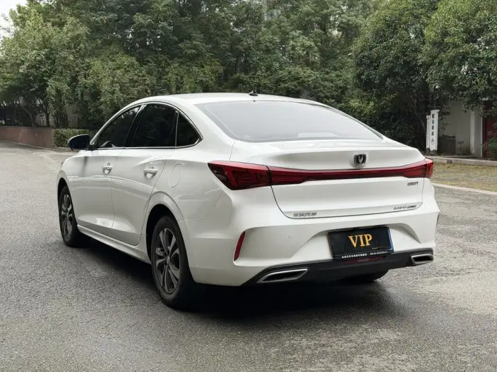 Changan Eado 2023 Model PLUS Changxiang Edition Blue whale NE 1.4T GDI DCT Noble Model – фото 4