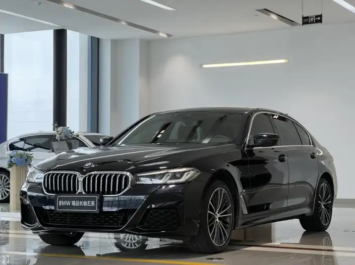 BMW 5 Series 2022 Model 530Li Leading Model M Sports Set – фото 1