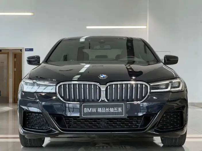 BMW 5 Series 2022 Model 530Li Leading Model M Sports Set – фото 2