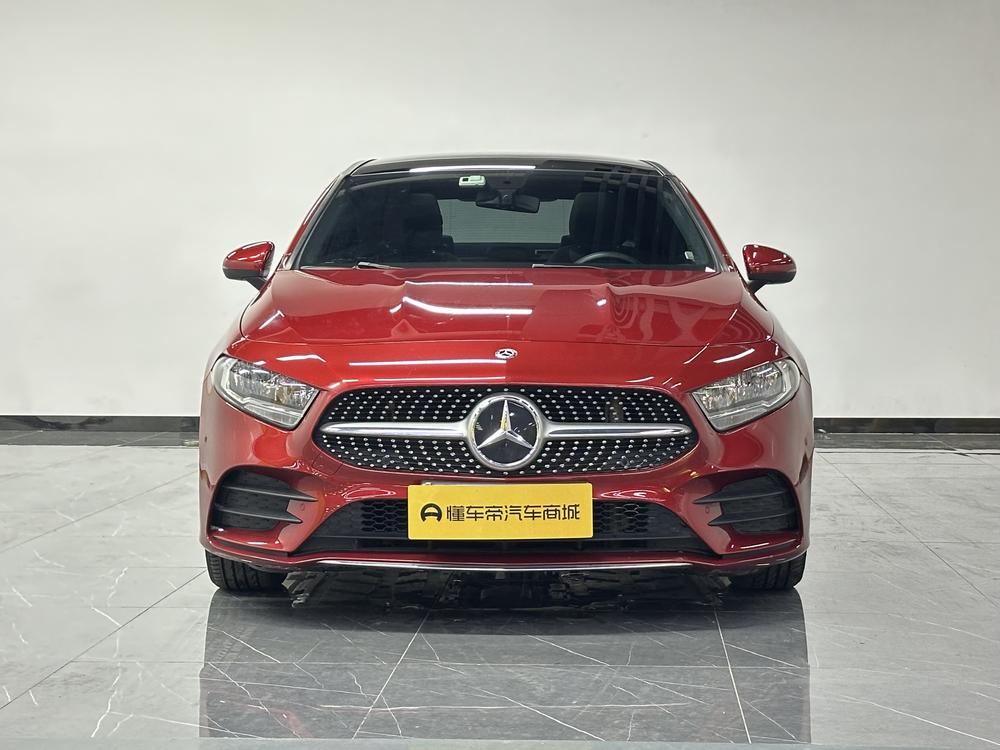 Mercedes-Benz A-class Модель 2019 года комплектация A 180 L Sports sedan – фото 2