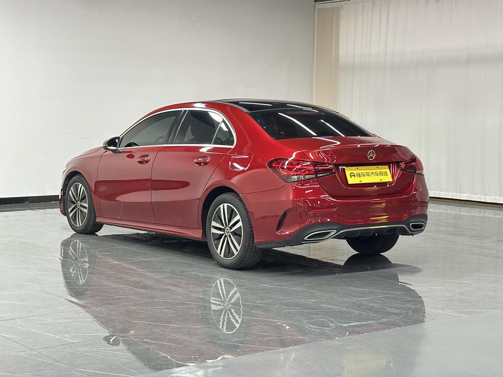 Mercedes-Benz A-class Модель 2019 года комплектация A 180 L Sports sedan – фото 5