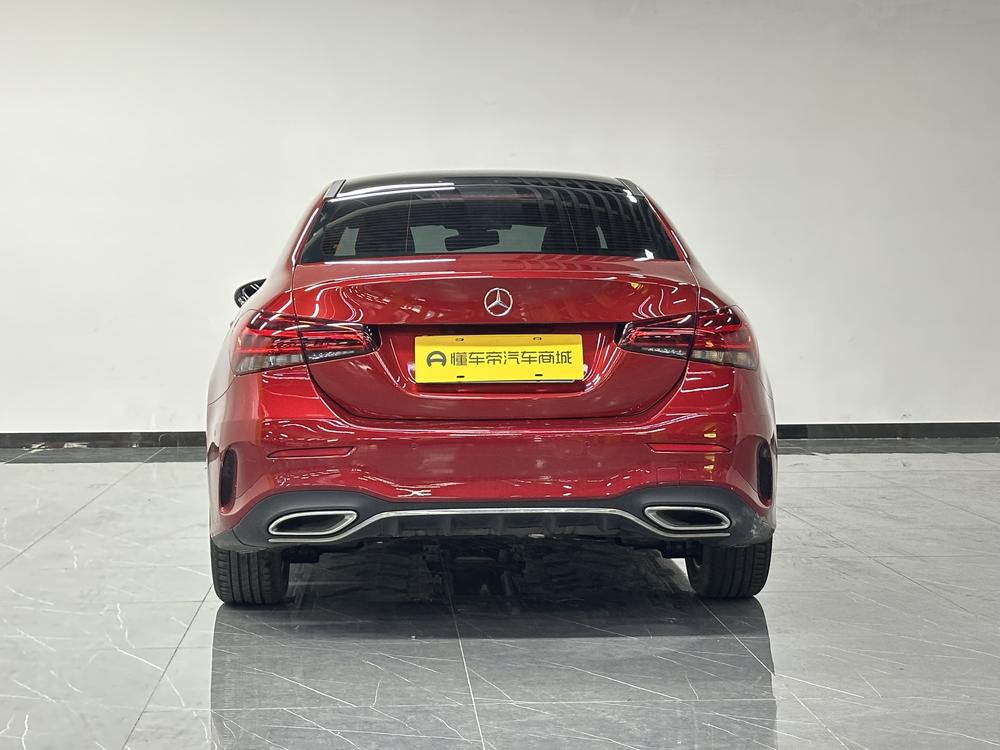 Mercedes-Benz A-class Модель 2019 года комплектация A 180 L Sports sedan – фото 6