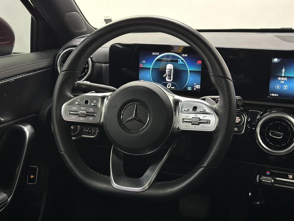 Mercedes-Benz A-class Модель 2019 года комплектация A 180 L Sports sedan – фото 16