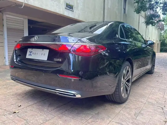 Mercedes-Benz E-Class 2025 Model E 300 L Luxury Model sedan – фото 5