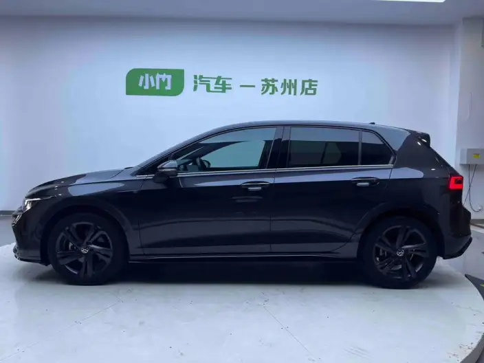 Volkswagen Golf 2023 Model 280TSI DSG R-Line Lite – фото 4