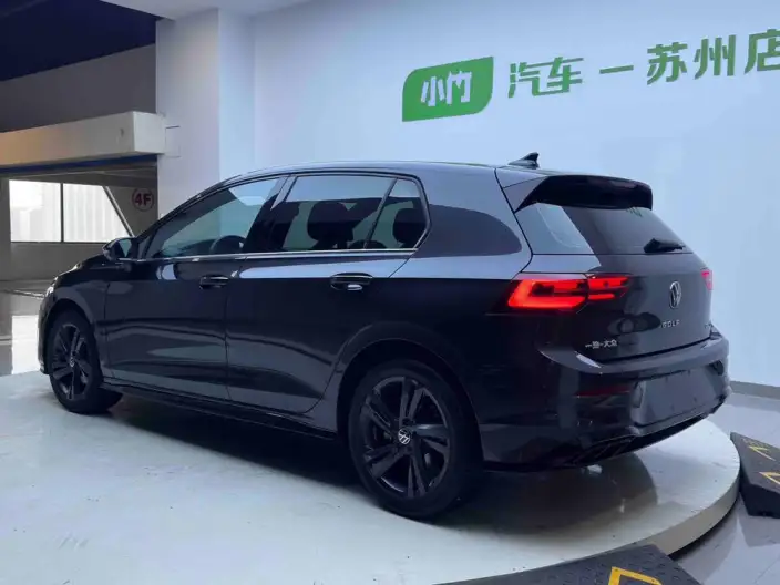 Volkswagen Golf 2023 Model 280TSI DSG R-Line Lite – фото 5