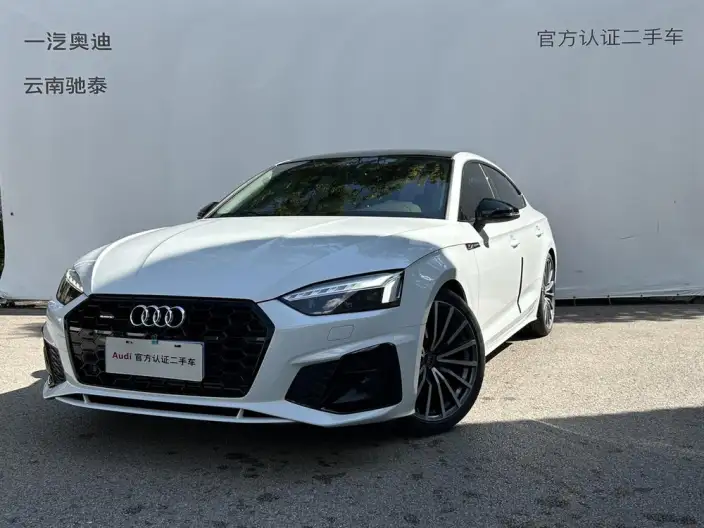 Audi A5 2024 Model Sportback 40 TFSI quattro Luxury Dynamic Model – фото 1