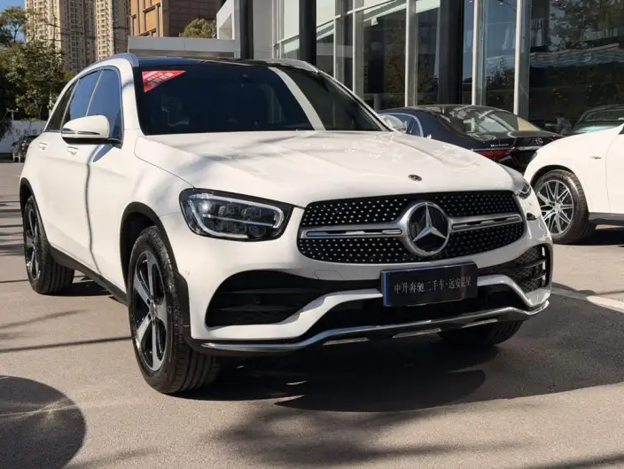 Mercedes-Benz GLC 2022 Model GLC 260 L 4MATIC Dynamic Model – фото 3