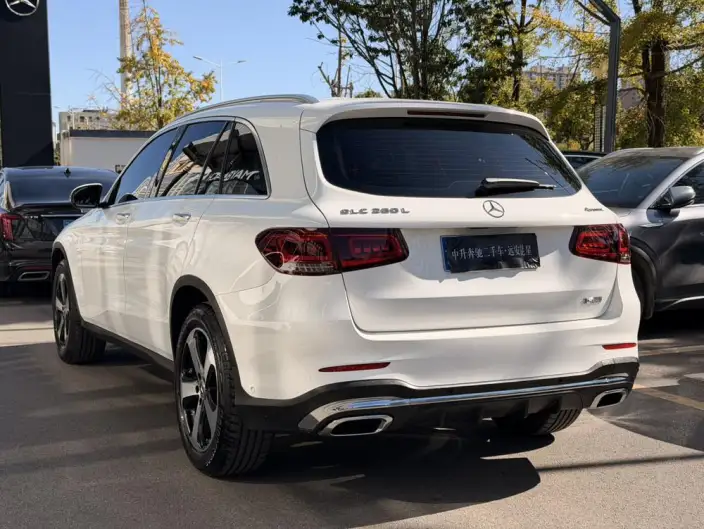 Mercedes-Benz GLC 2022 Model GLC 260 L 4MATIC Dynamic Model – фото 4