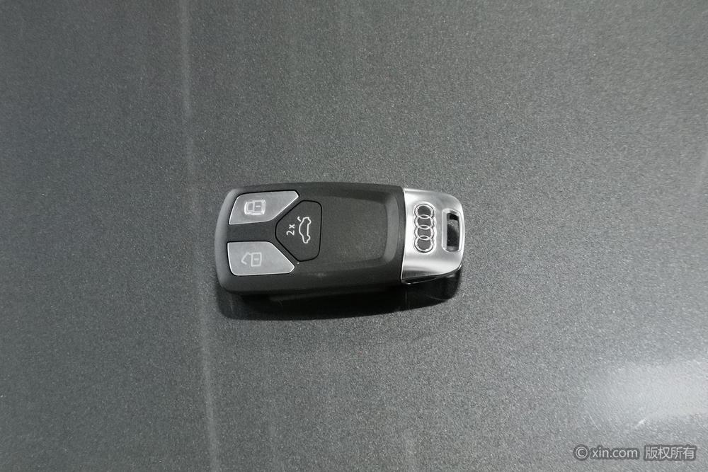 Audi A4 L 2024 40 TFSI Luxury Sport – фото 6