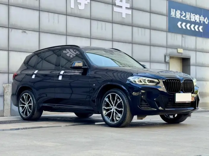 BMW X3 2023 Model xDrive30i Leading Model M Night Set – фото 3