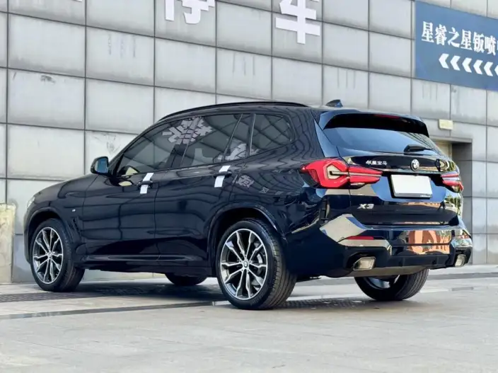BMW X3 2023 Model xDrive30i Leading Model M Night Set – фото 5