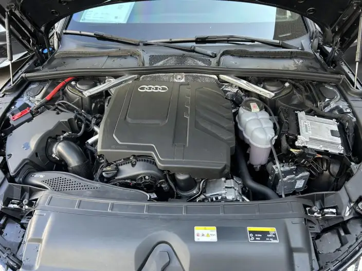 Audi A4 L 2024 Model 40 TFSI Luxury Dynamic Model – фото 6