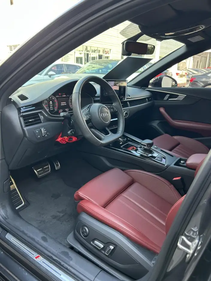 Audi A4 L 2024 Model 40 TFSI Luxury Dynamic Model – фото 10