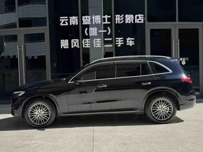 Mercedes-Benz GLC 2024 Model Facelift GLC 300 L 4MATIC Dynamic Model 5 seat – фото 3