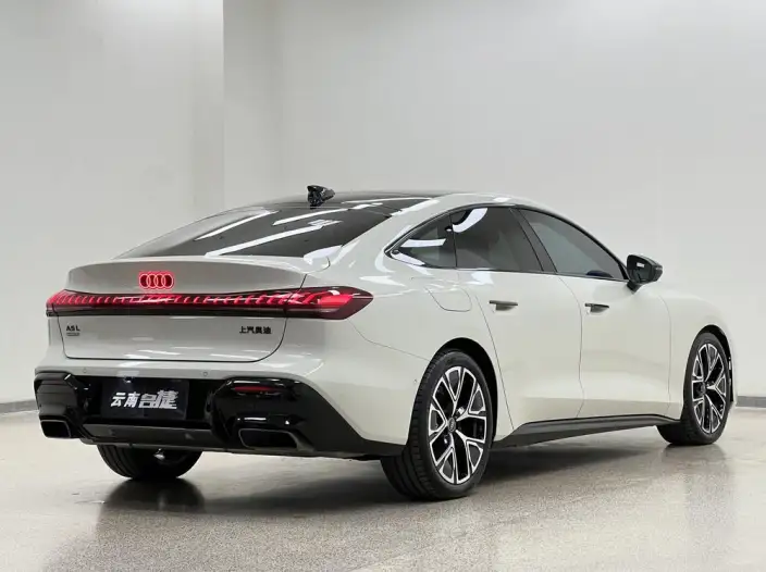 Audi A5 L Sportback 2026 Model 2.0TFSI 150kW Exclusive quattro Model – фото 7