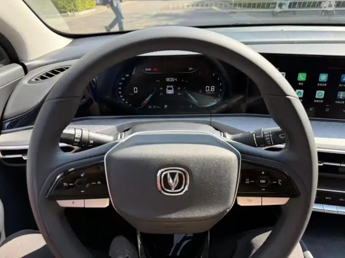 Changan Eado 2023 Model PLUS Changxiang Edition Blue whale NE 1.4T GDI DCT Noble Model – фото 8