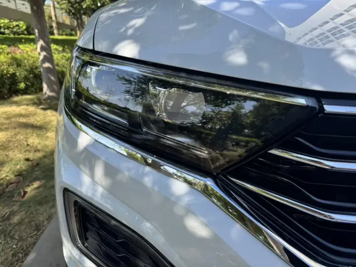 Volkswagen T-Roc 2022 Model 280TSI DSG 2WD Elite PLUS – фото 9